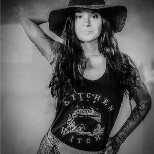 Meet your Posher, CarliAnneWolf